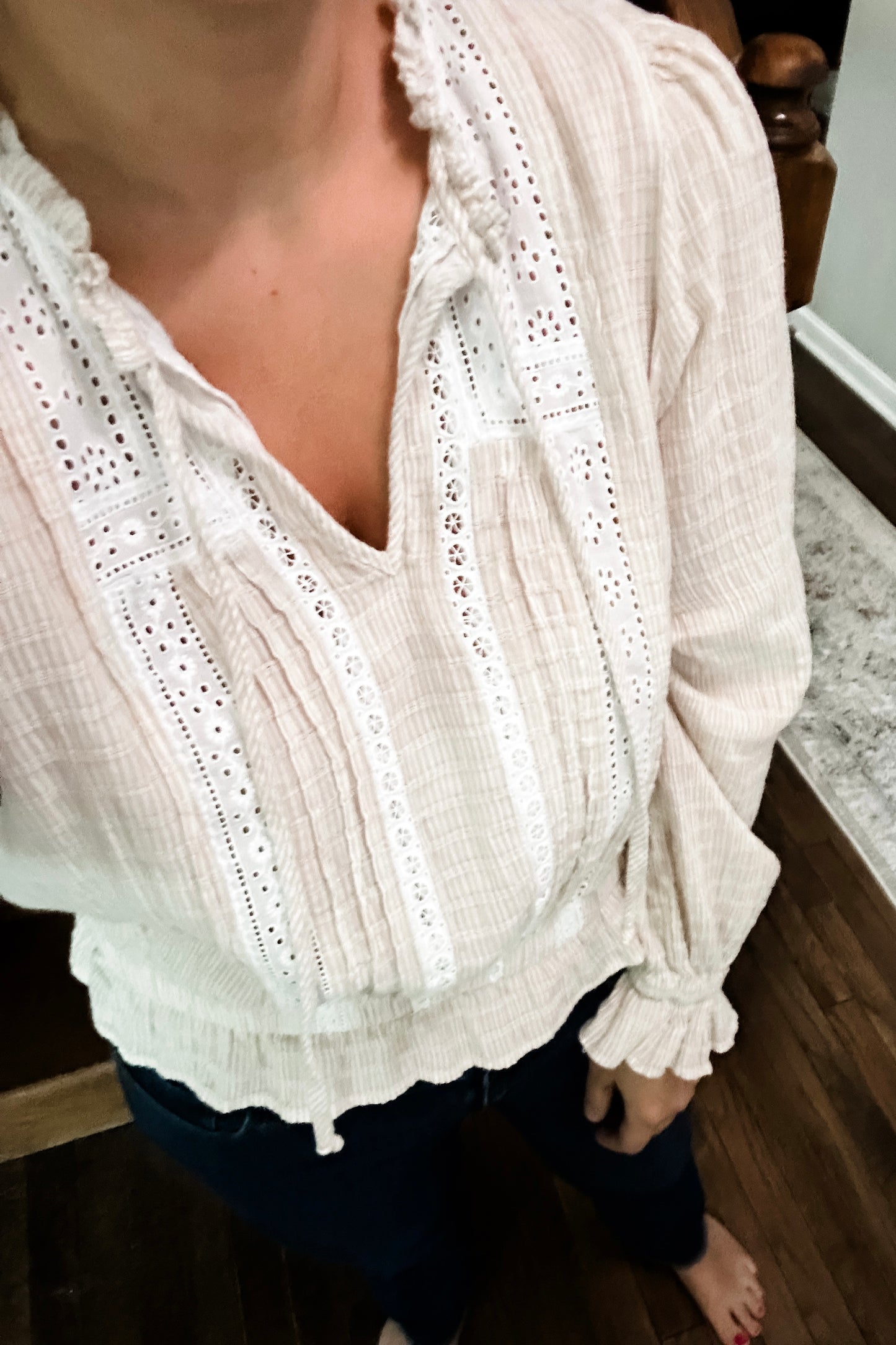 (L) American Eagle Peasant Top