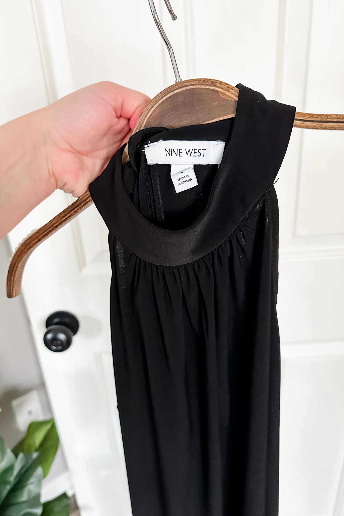 (M) Nine West Halter Dress