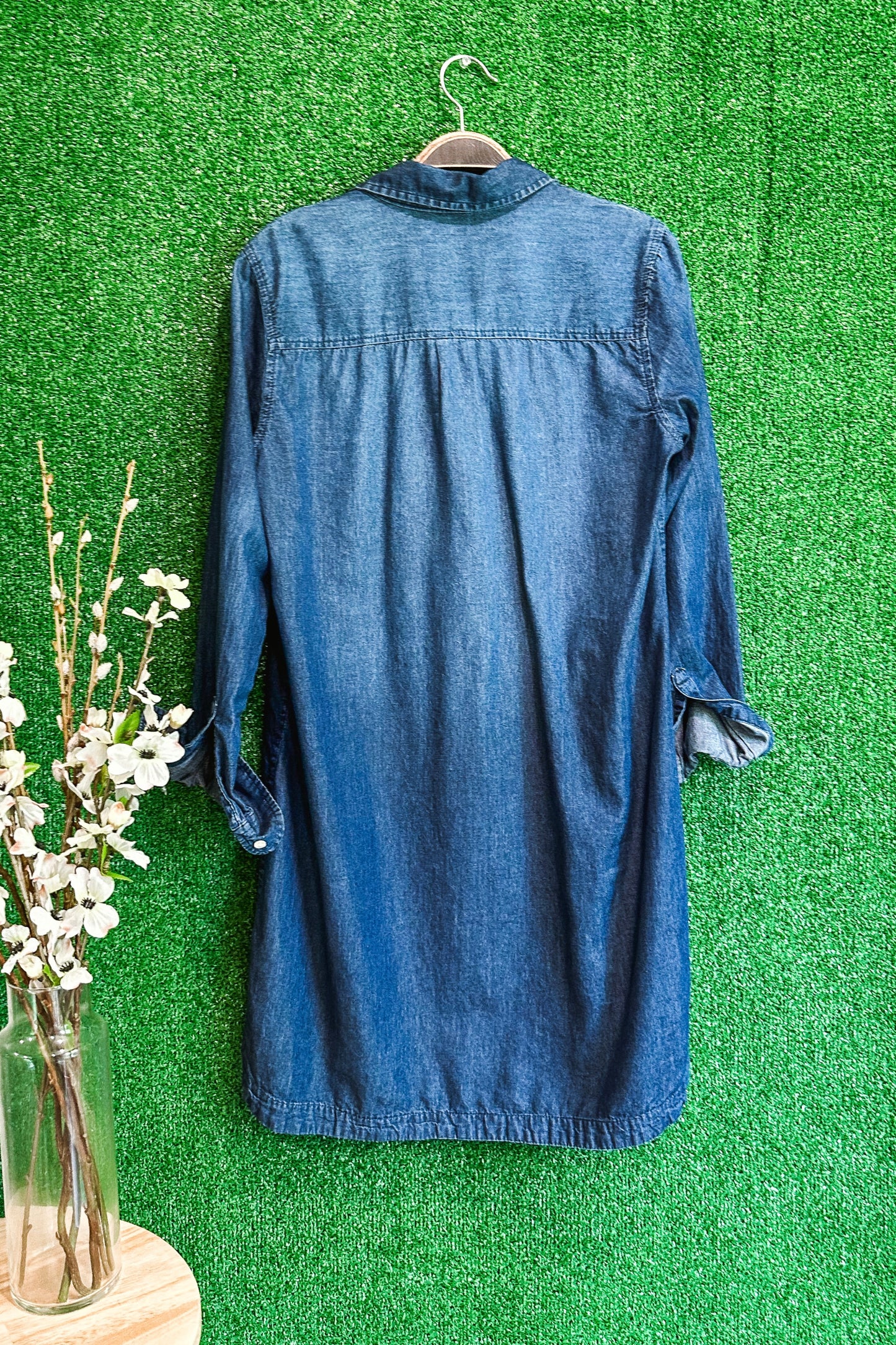 (M) Old Navy Chambray Dress