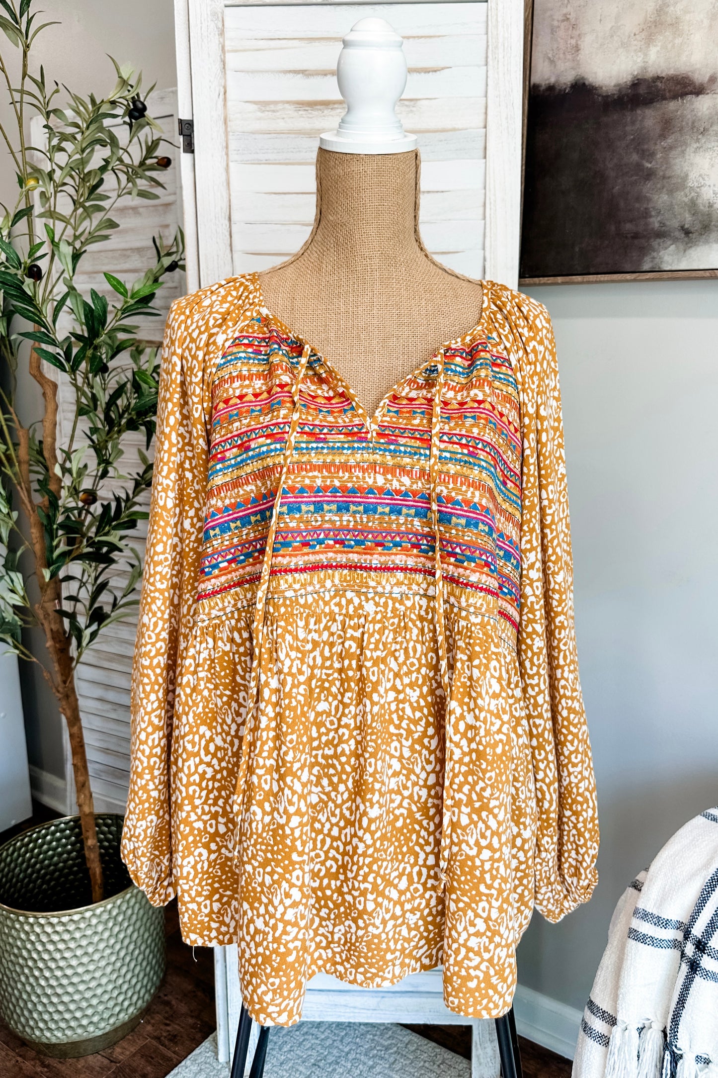 (1X) Savanna Jane Mustard Top