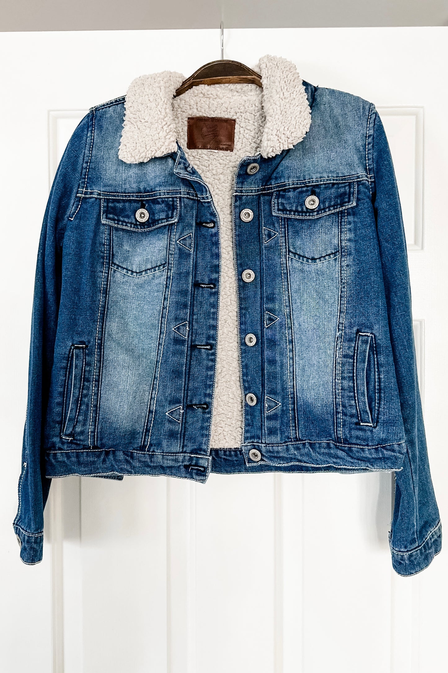 (M) Vintage Ashley by 26 International Sherpa Denim Jacket