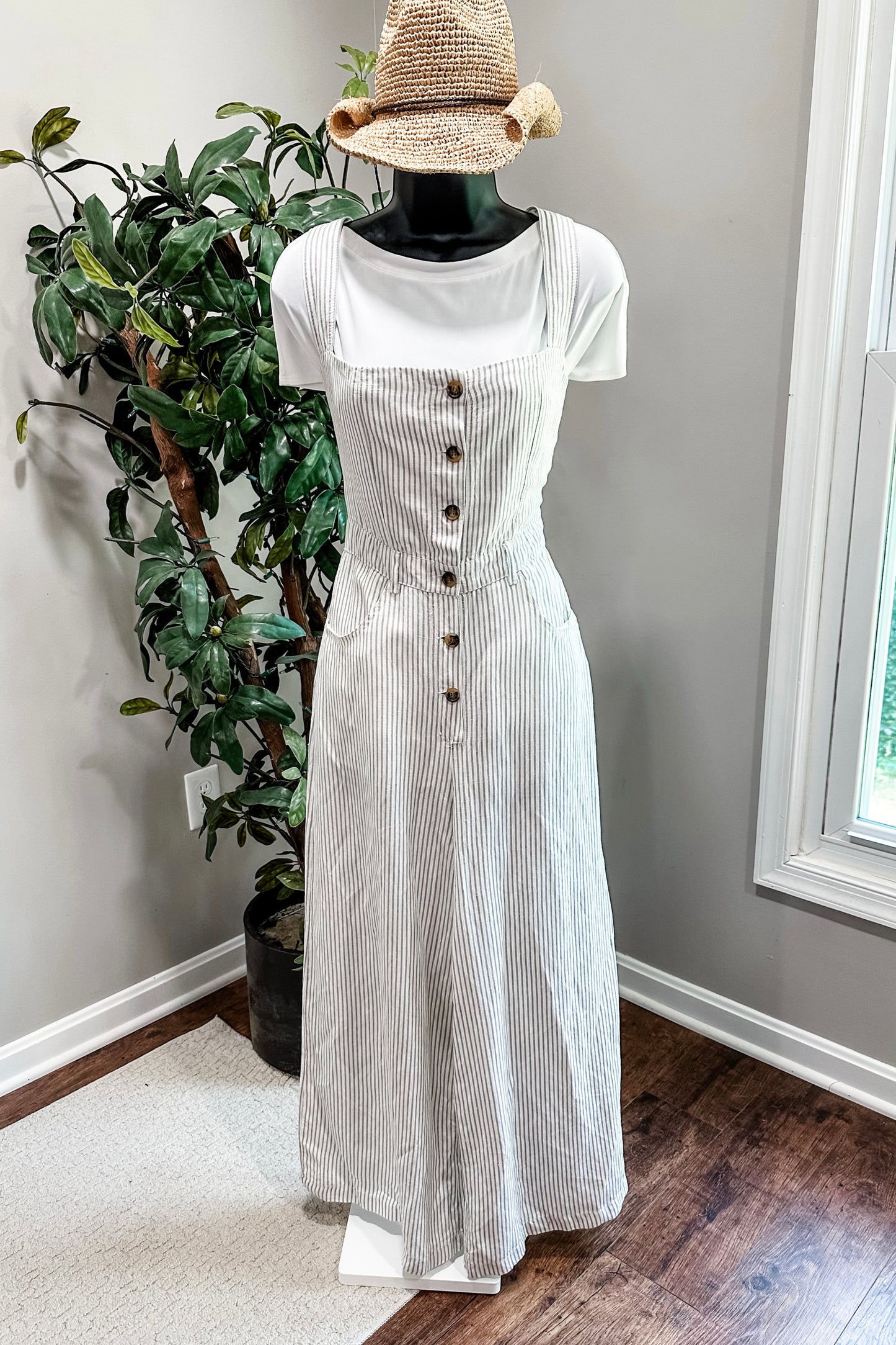 (6) Tractr Wide Leg Jumpsuit