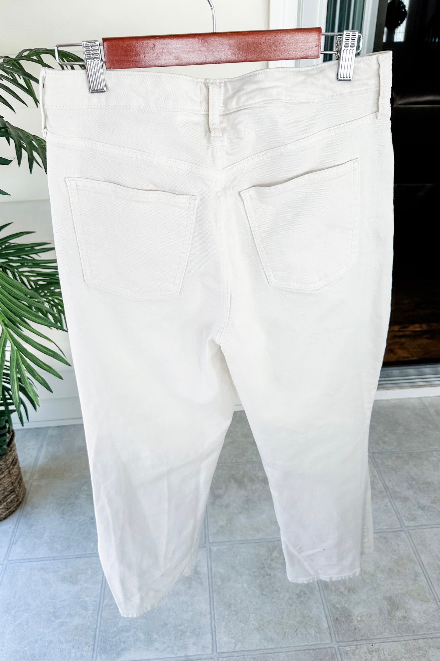 (12) High Rise 90’s Straight Denim