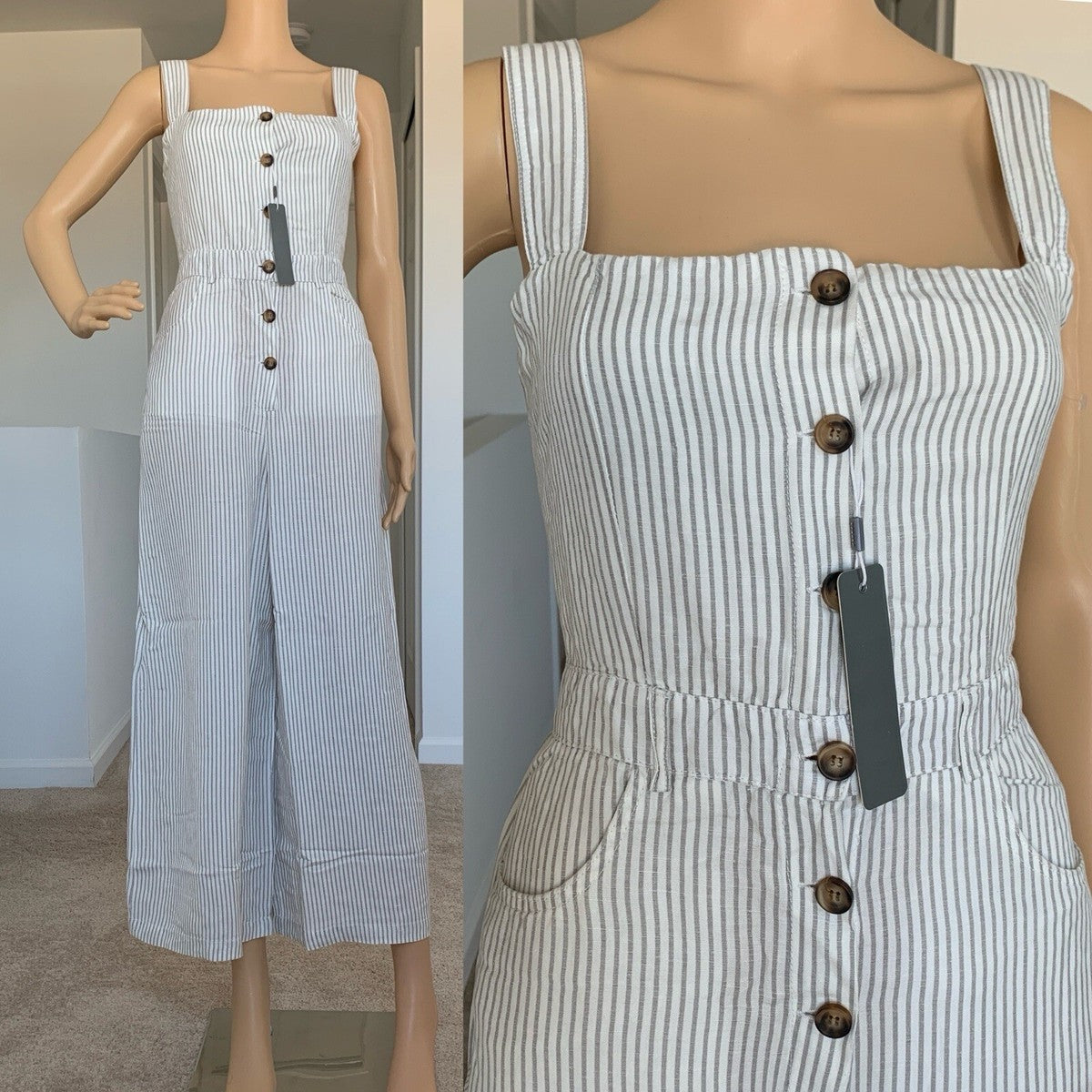 (6) Tractr Wide Leg Jumpsuit