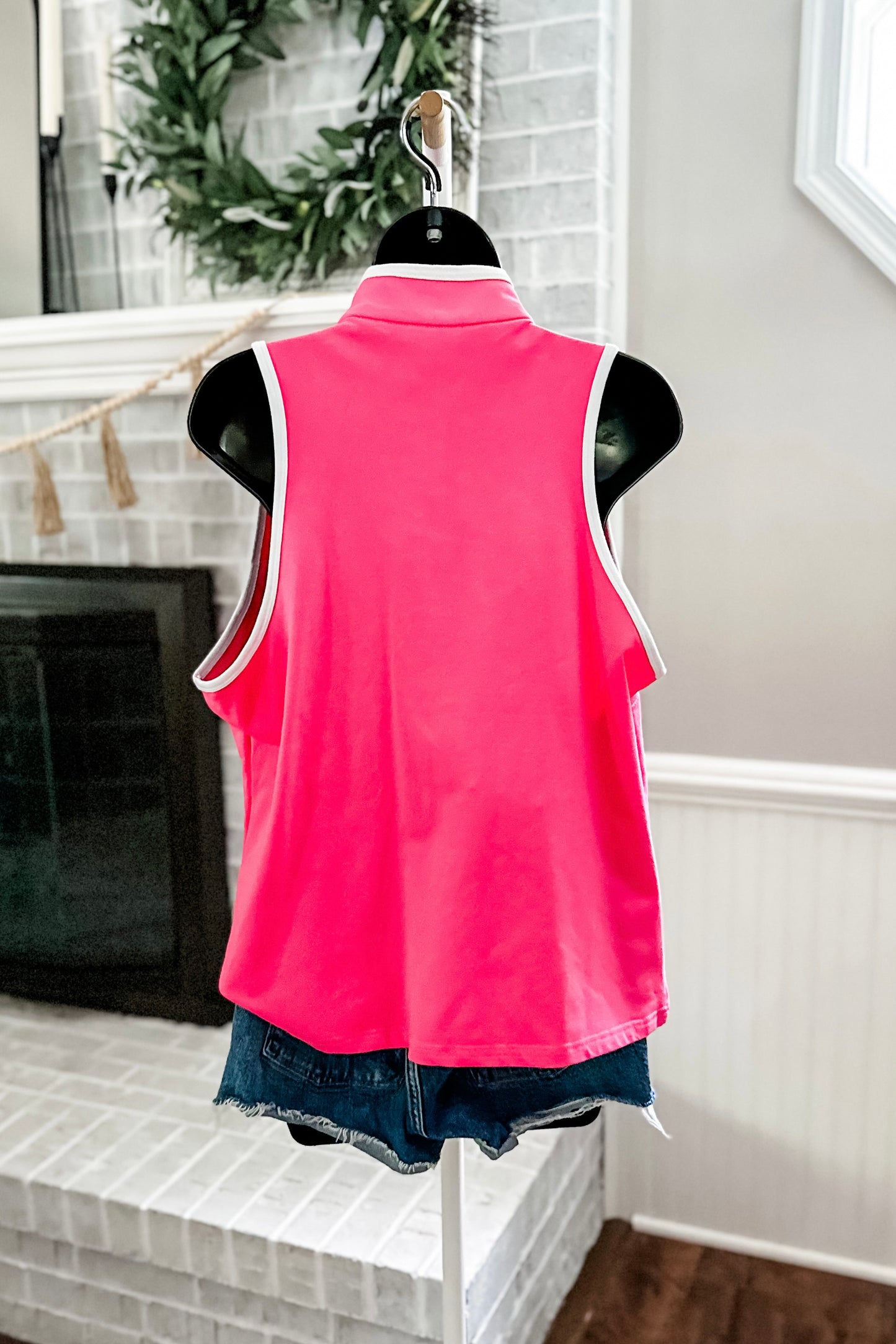 (XL) Boston Proper Palm Beach Tank