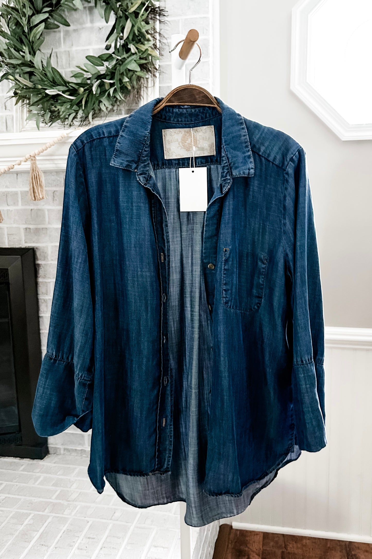 (L) Bella Dahl Chambray Button Up