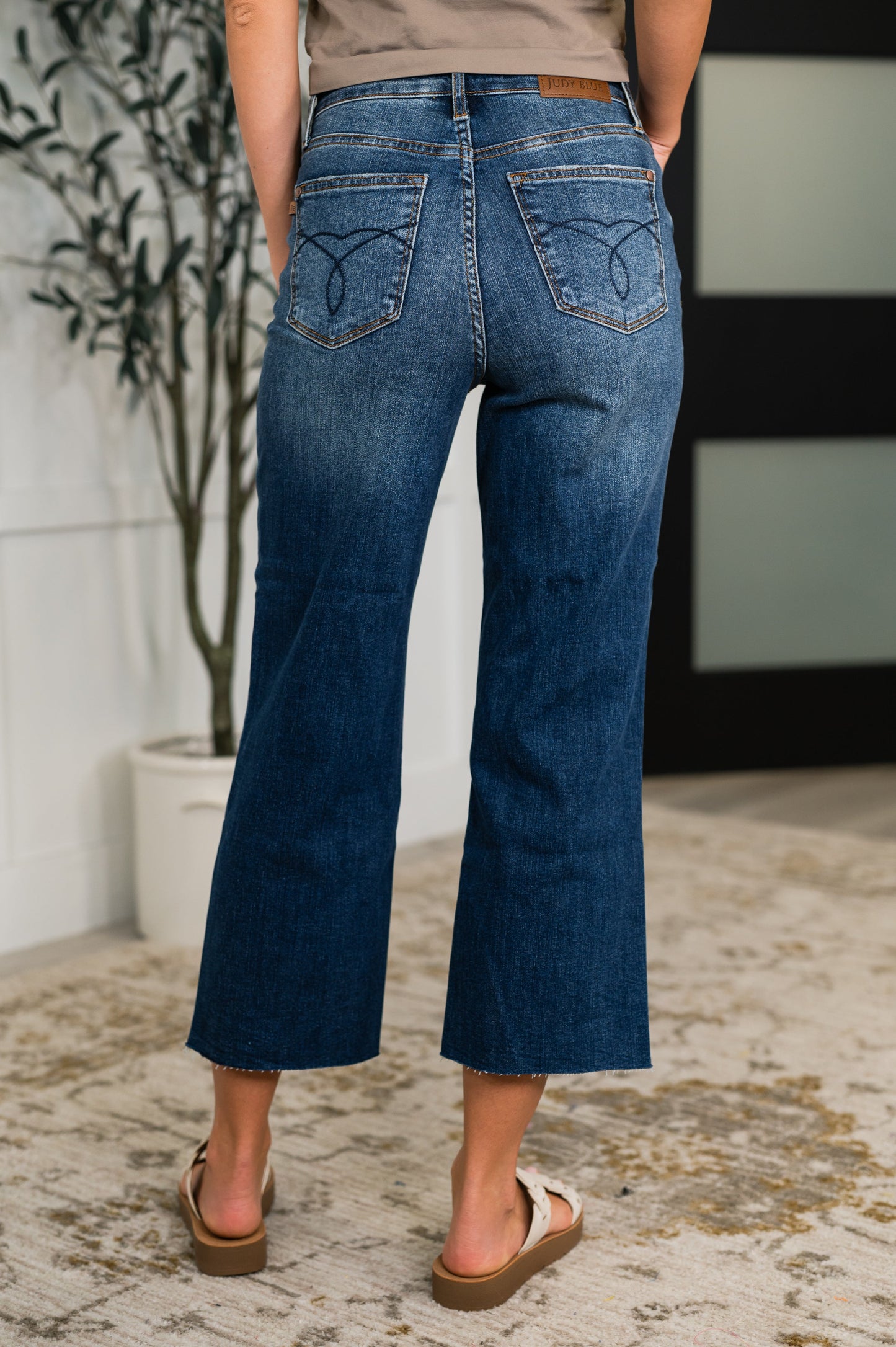 JB High Waist Back Pocket Embroidery Crop Wide